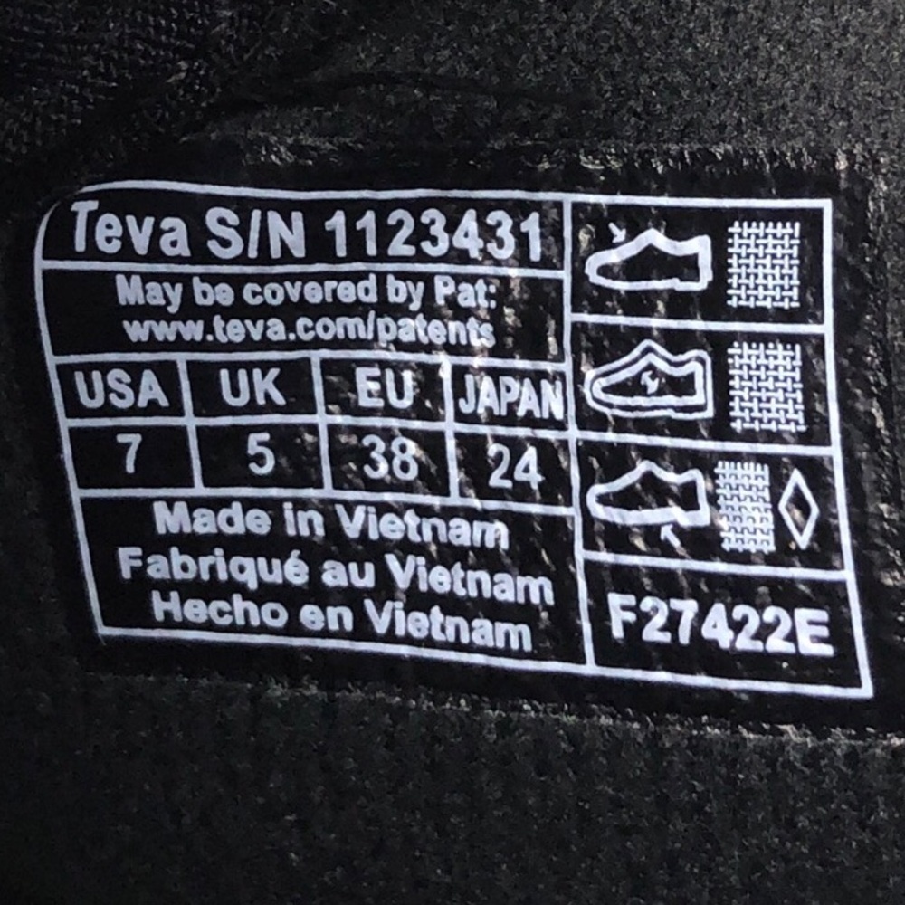 Teva ReEMBER Mid Winter Booties 7 - Picture 8 of 12